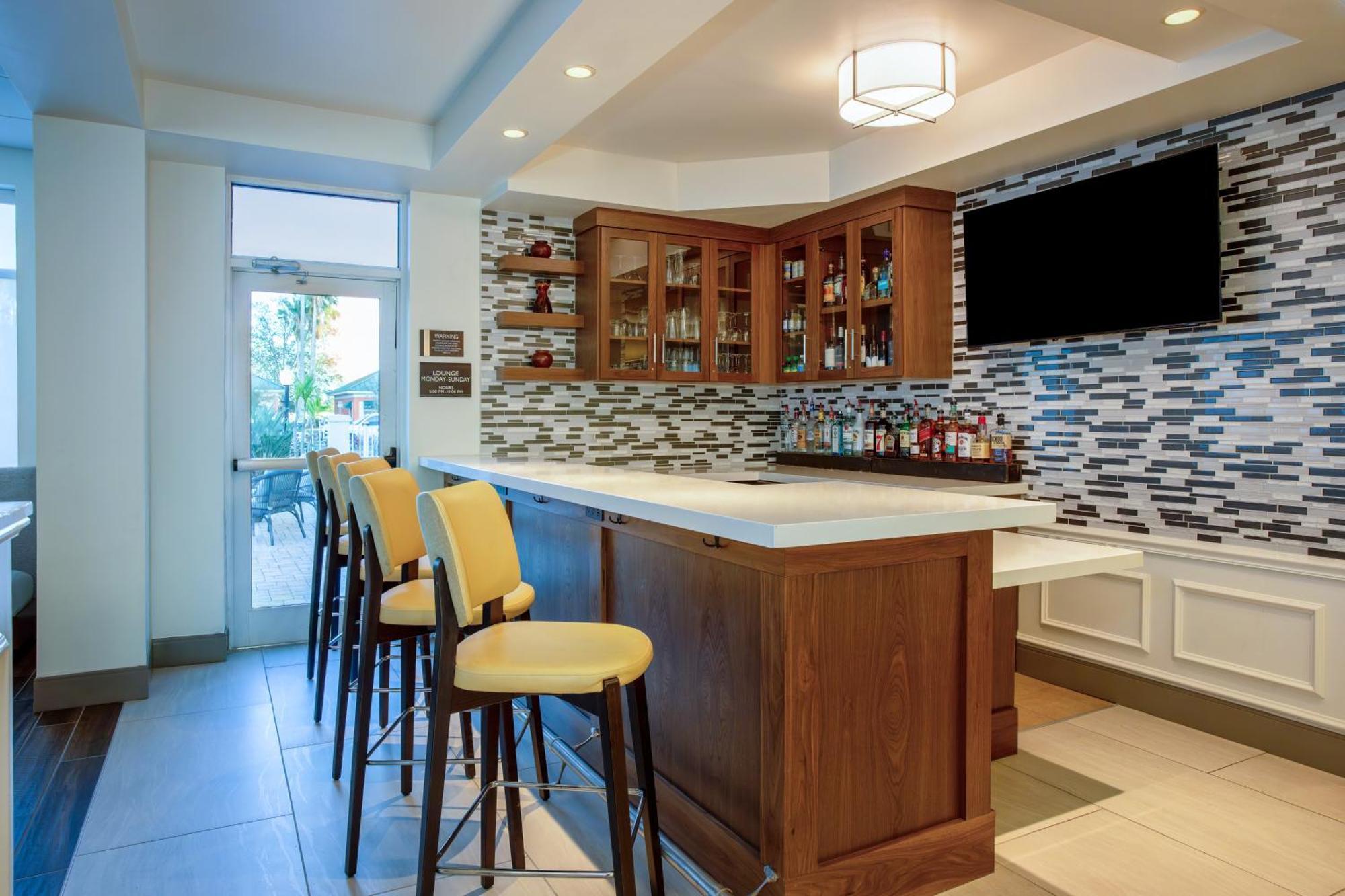 Hilton Garden Inn Tampa Northwest/Олдсмар Екстериор снимка