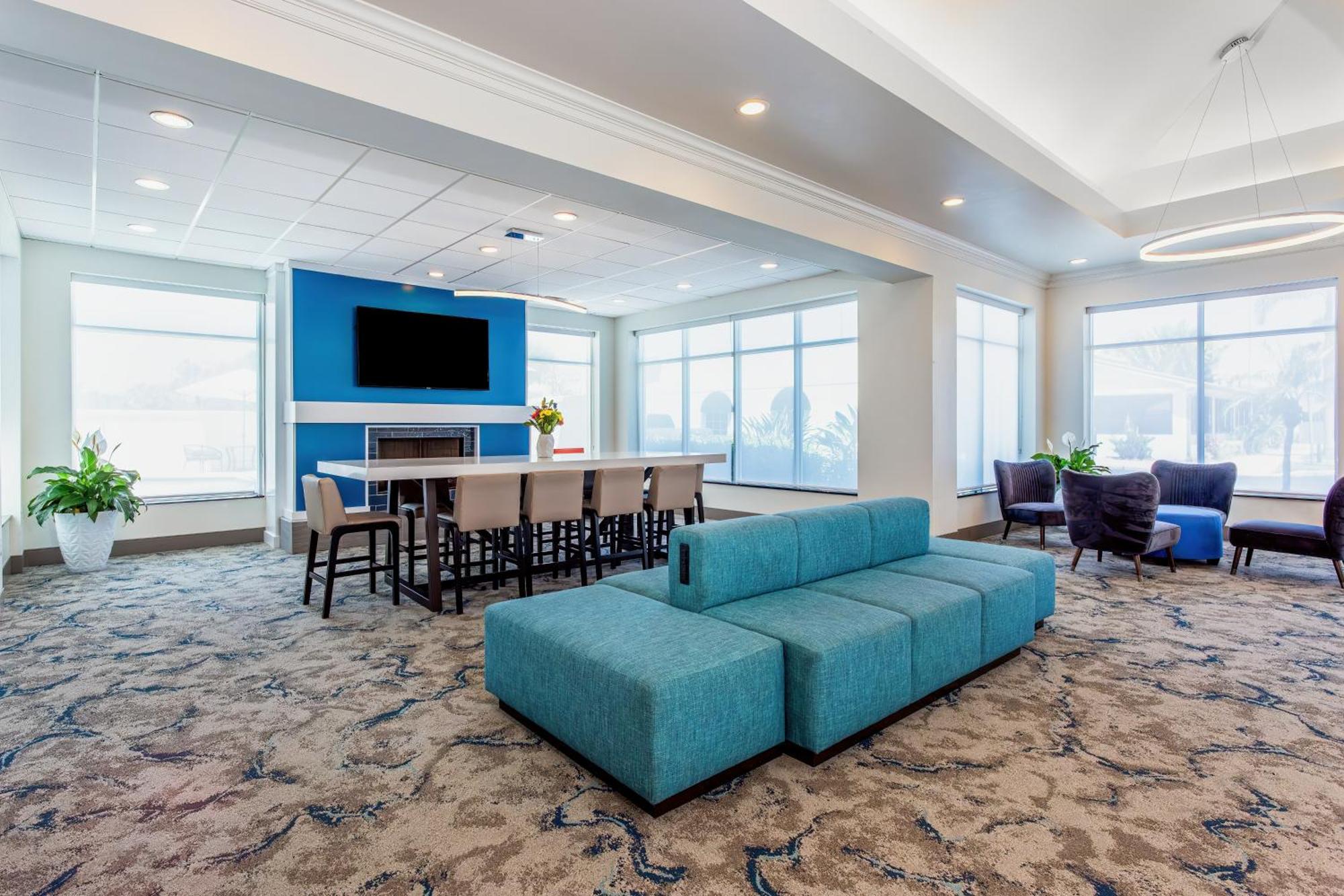 Hilton Garden Inn Tampa Northwest/Олдсмар Екстериор снимка