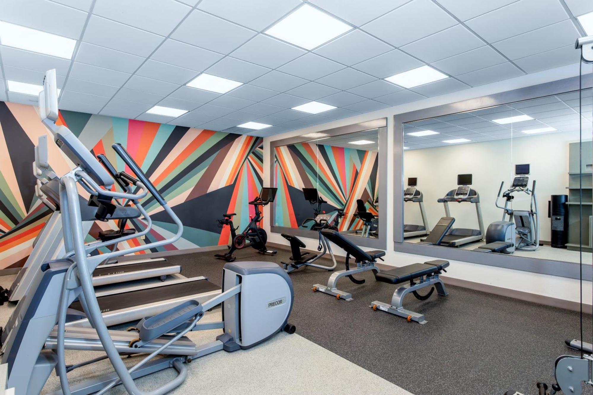 Hilton Garden Inn Tampa Northwest/Олдсмар Екстериор снимка