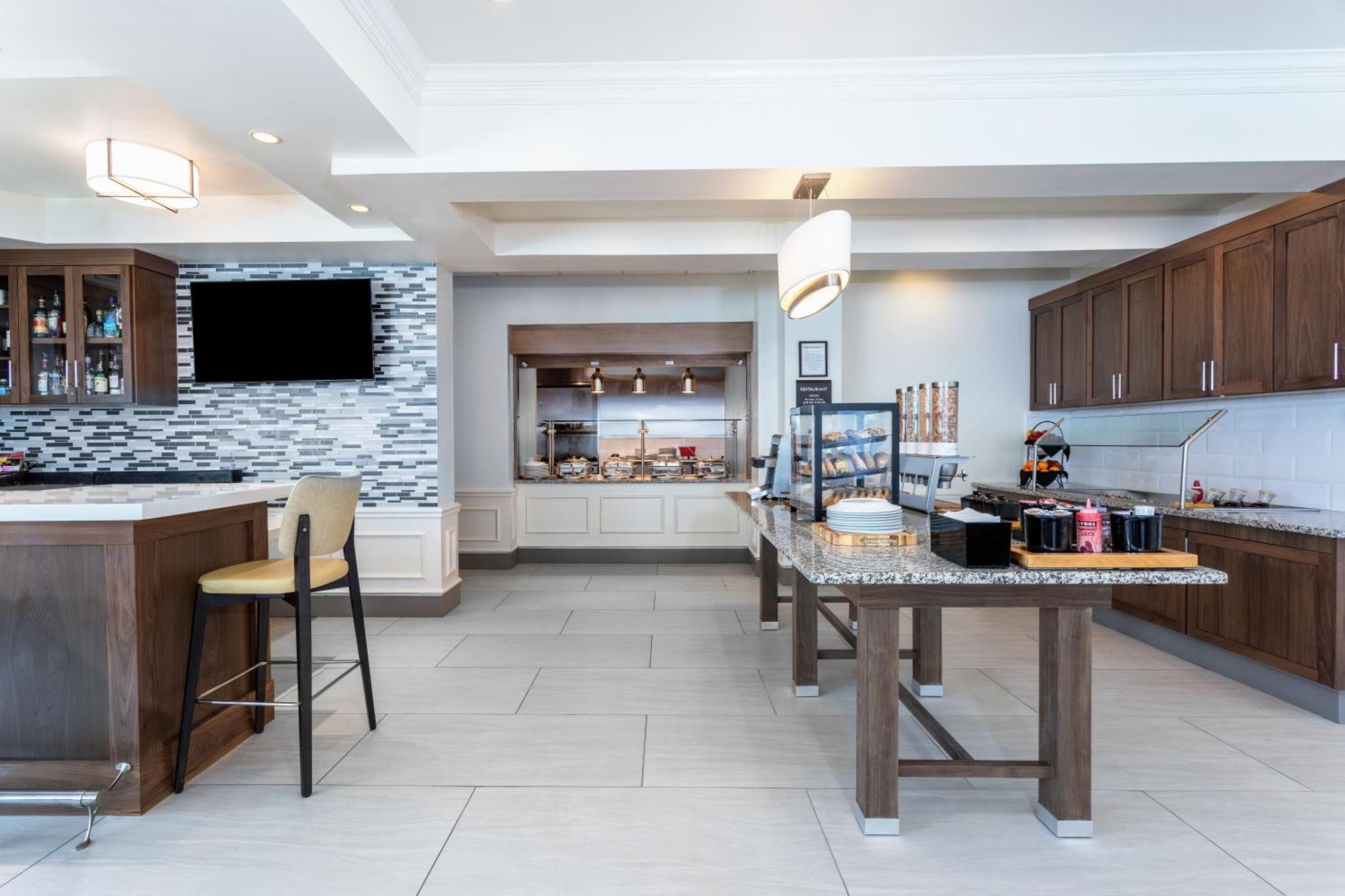 Hilton Garden Inn Tampa Northwest/Олдсмар Екстериор снимка